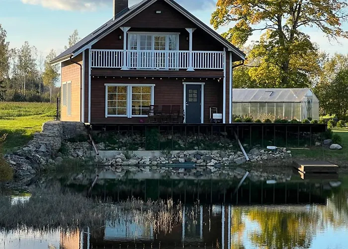 Puhkemaja Cozy Sauna House At Sinso Talu